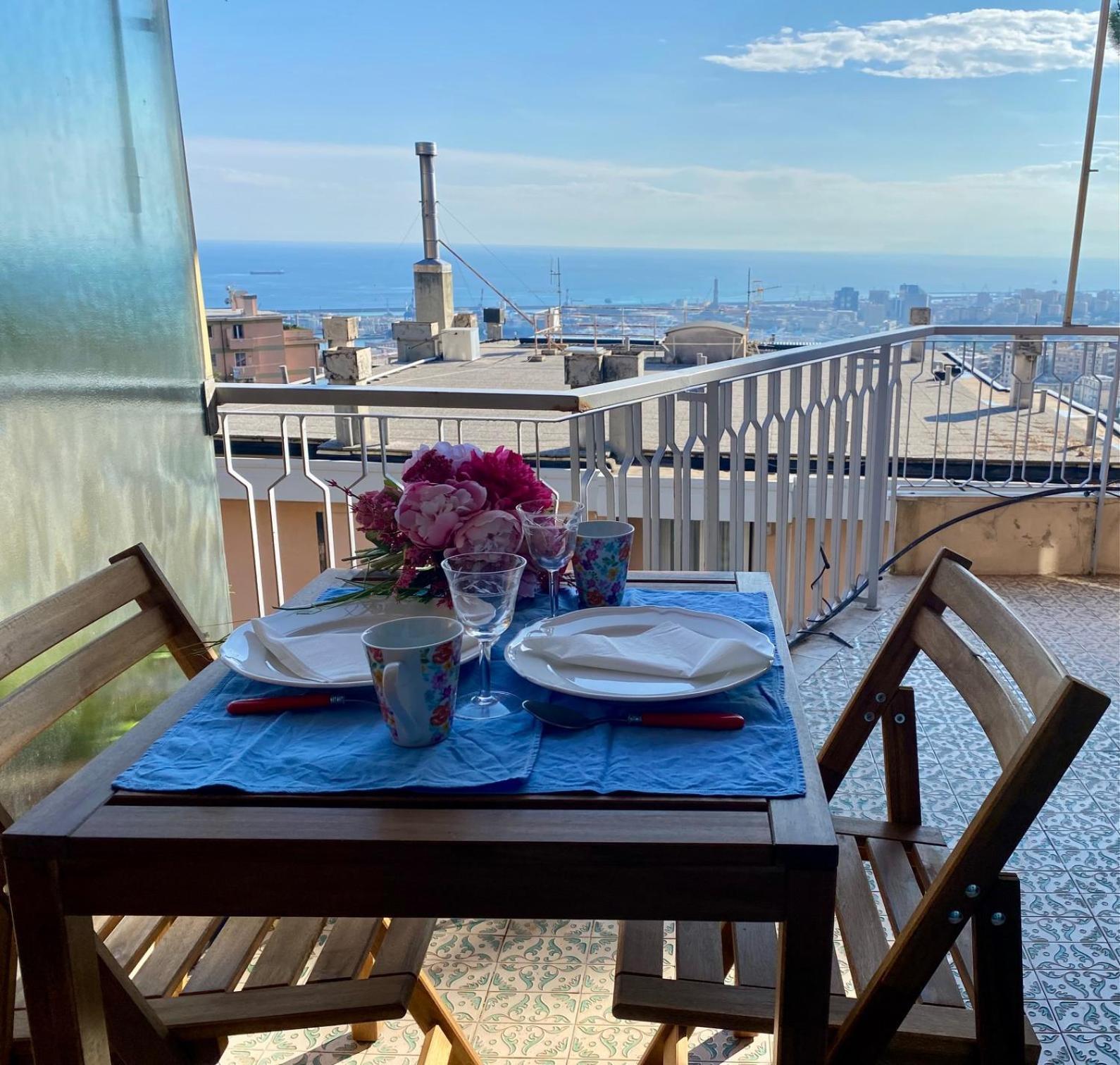 Apartment View & Hiking In Italian Riviera Genua